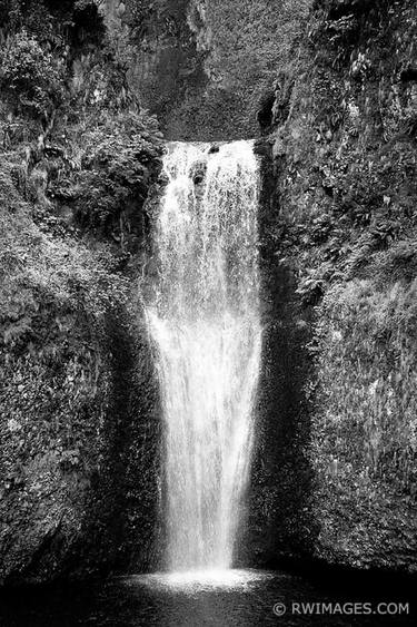 MULTNOMAH FALLS COLUMBIA RIVER GORGE OREGON BLACK AND WHITE VERTICAL LANDSCAPE PACIFIC NORTHWEST - Limited Edition of 100 thumb