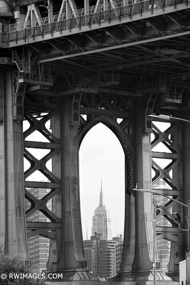 DUMBO MANHATTAN BRIDGE BROOKLYN BROOKLYN NEW YORK BLACK AND WHITE - Limited Edition of 100 thumb