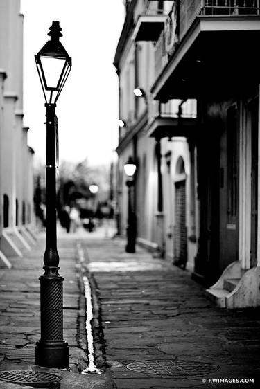 PIRATES ALLEY FRENCH QUARTER NEW ORLEANS BLACK AND WHITE VERTICAL - Limited Edition of 100 thumb