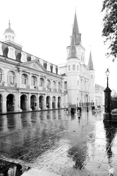LOUISIANA STATE MUSEUM CABILDO BUILDIUNG JACKSON SQUARE RAINY DAY FRENCH QUARTER NEW ORLEANS BLACK AND WHITE VERTICAL - Limited Edition of 111 thumb