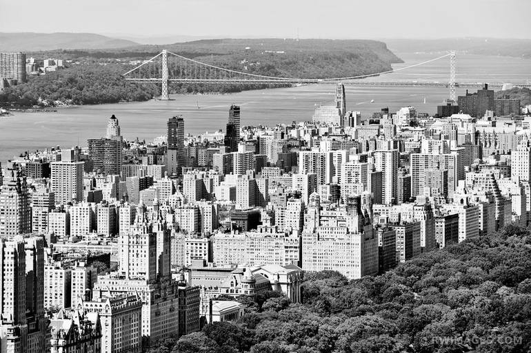MANHATTAN NEW YORK CITY BLACK AND WHITE - Limited Edition of 111 ...