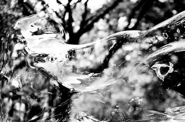 GIANT SOAP BUBBLE CENTRAL PARK MANHATTAN NEW YORK BLACK AND WHITE - Limited Edition of 111 thumb