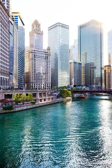 CHICAGO RIVER DOWNTOWN CHICAGO ILLINOIS COLOR VERTICAL - Limited Edition of 55 thumb