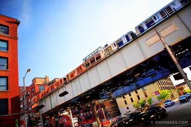 ELEVATED TRAIN OVER OHIO AND FRANKLIN STREETS IN DOWNTOWN CHICAGO - Limited Edition of 55 thumb