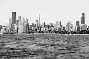 CHICAGO SKYLINE BLACK AND WHITE - Limited Edition of 55 thumb