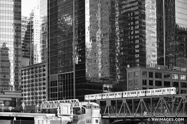 EL TRAIN CHICAGO ELEVATED TRAIN CHICAGO ILLINOIS BLACK AND WHITE - Limited Edition of 55 thumb