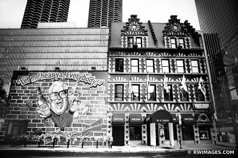 LET ME HEAR YA EVERYBODY HARRY CARAY'S BAR CHICAGO BLACK AND WHITE