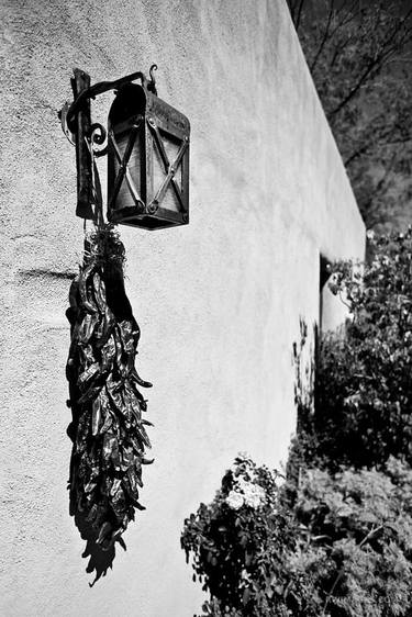 RED CHILI PEPPERS RISTRAS SANTA FE NEW MEXICO BLACK AND WHITE - Limited Edition of 55 thumb