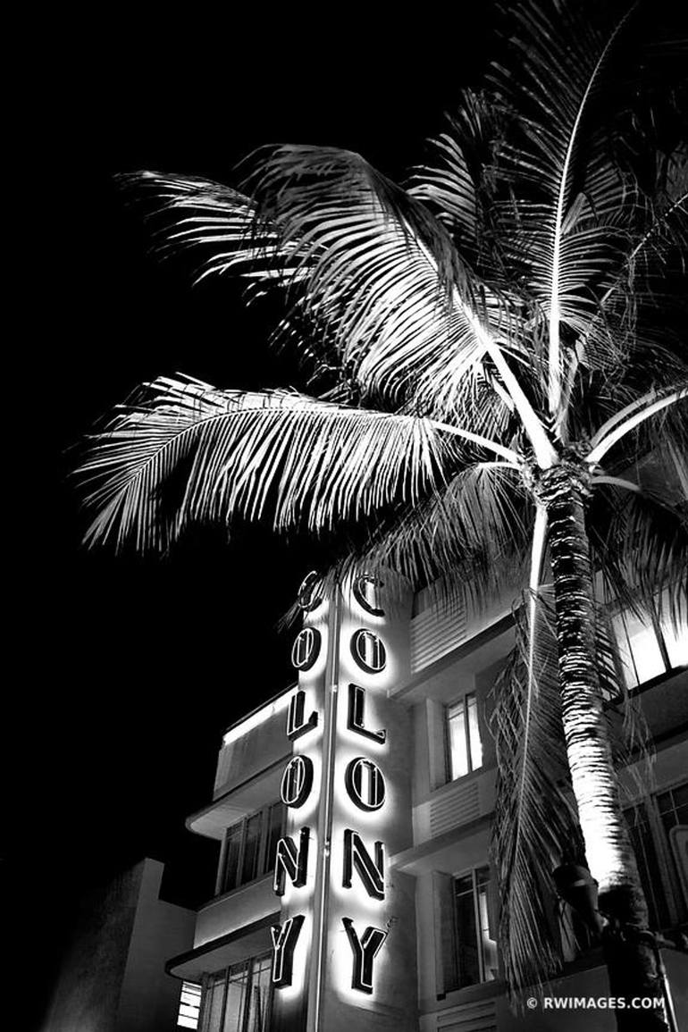 South Beach at Night in Miami Florida USA Editorial Image - Image of cars,  deco: 91078110