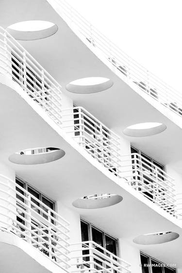 ART DECO ARCHITECTURE MIAMI BEACH FLORIDA BLACK AND WHITE VERTICAL - Limited Edition of 100 thumb