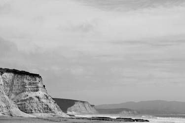 CLIFFS DRAKES BEACH POINT REYES NATIONAL SEASHORE CALIFORNIA BLACK AND WHITE - Limited Edition of 100 thumb