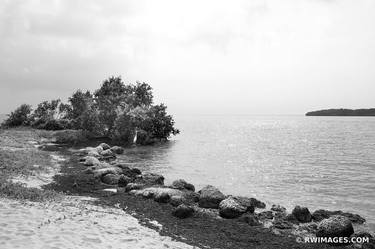 SOMBRERO BEACH MARATHON FLORIDA KEYS BLACK AND WHITE - Limited Edition of 125 thumb