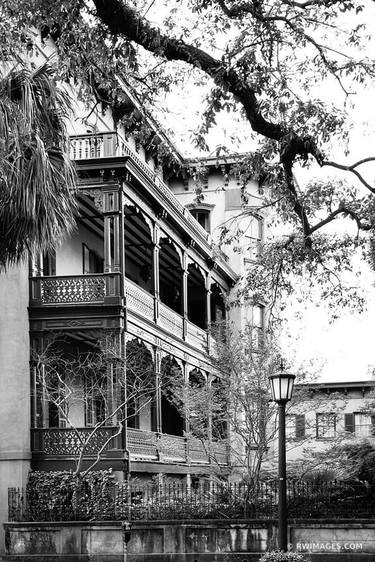 HISTORIC SAVANNAH GEORGIA ARCHITECTURE BLACK AND WHITE VERTICAL - Limited Edition of 100 thumb