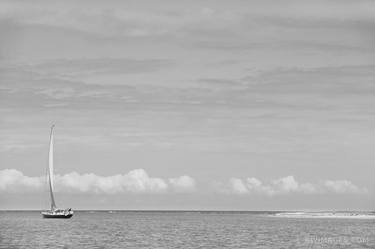 SAILBOAT NANTUCKET ISLAND BLACK AND WHITE - Limited Edition of 100 thumb