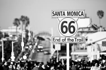 END OF ROUTE 66 SANTA MONICA CALIFORNIA BLACK AND WHITE - Limited Edition of 100 thumb