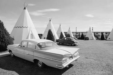 BLUE CHEVY AND THE WIGWAM MOTEL ROUTE 66 ARIZONA BLACK AND WHITE - Limited Edition of 100 thumb