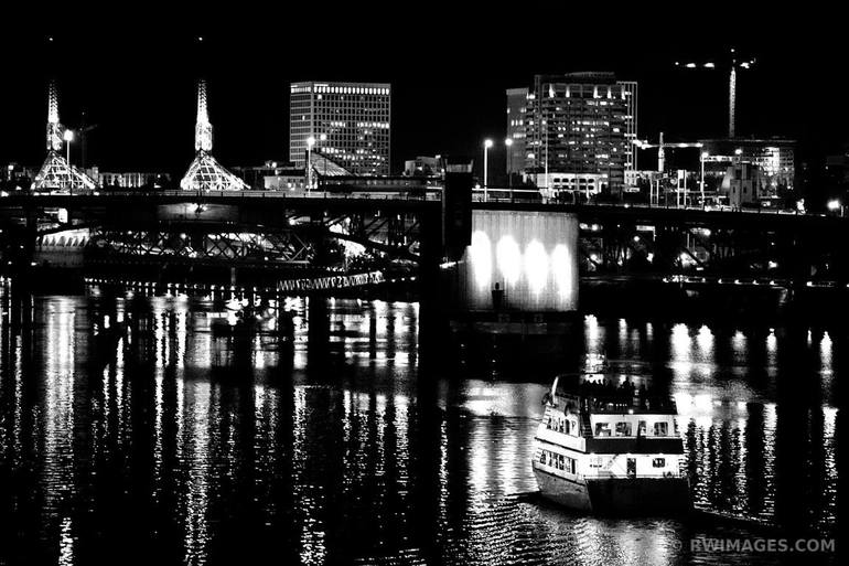 BOAT CHICAGO RIVER DOWNTOWN CHICAGO Extra Large Print Photography by Robert  Wojtowicz