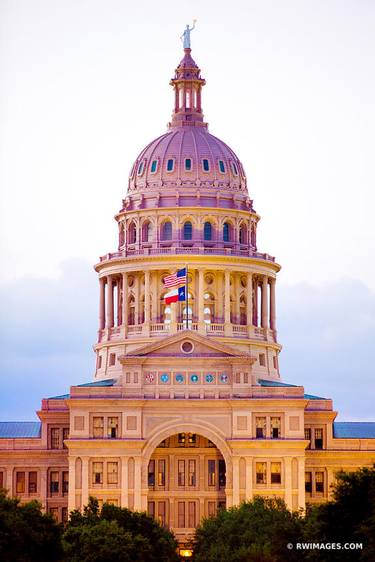 STATE CAPITOL BUILDING AUSTIN TEXAS EVENING COLOR VERTICAL - Limited Edition of 125 thumb