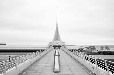 MILWAUKEE ART MODERN ARCHITECTURE MUSEUM MILWAUKEE WISCONSIN BLACK AND WHITE - Limited Edition of 125 thumb