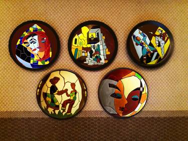 Exquisitely hand painted Set of 5 Israeli 'Mosaic' wall plates. thumb