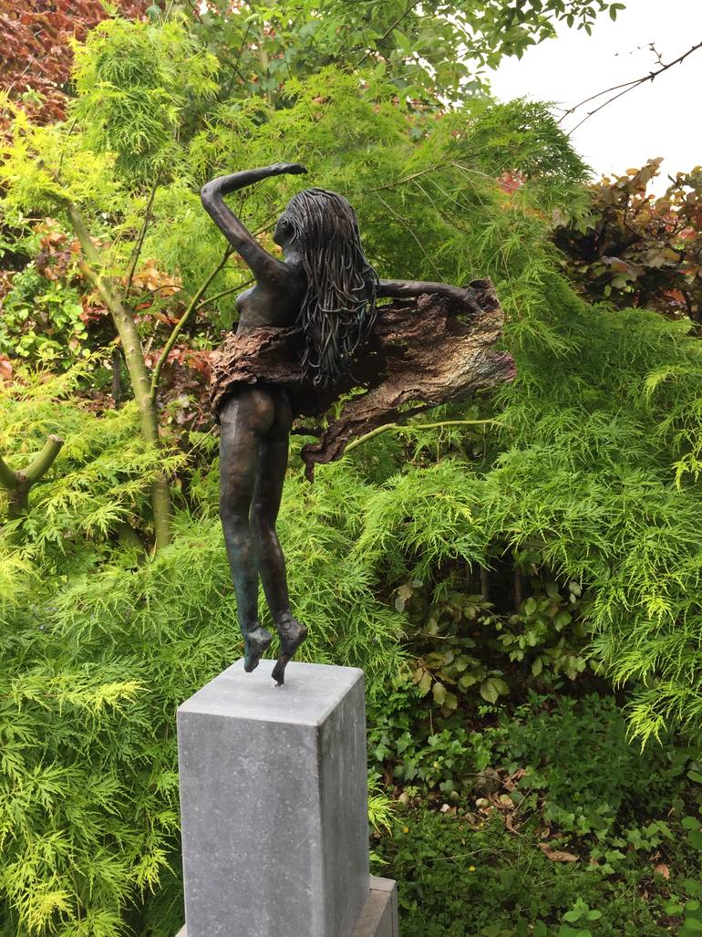 Original Figurative People Sculpture by Jules Smets