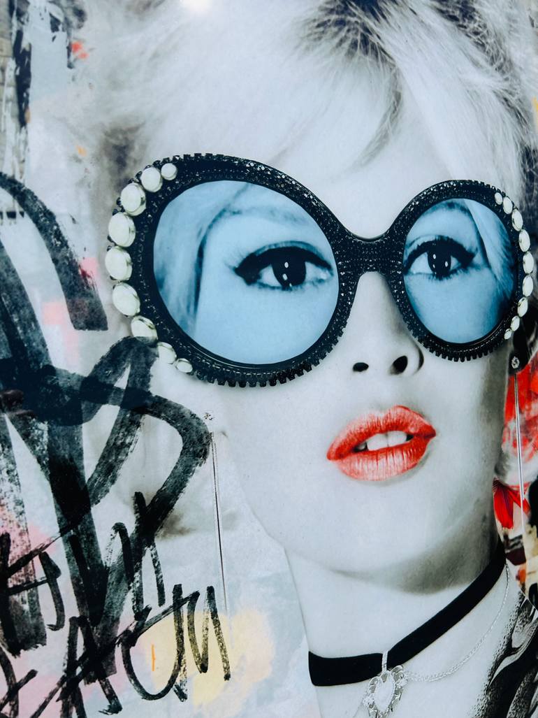 Original Pop Art Women Mixed Media by Cuencas Art