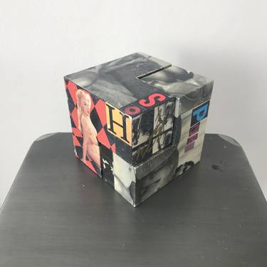 'Cube 2' thumb