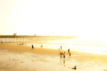 Original Minimalism Beach Photography by Elkin Cabarcas Mora