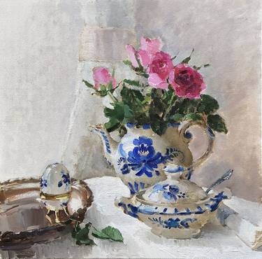 Tea Set with Roses thumb