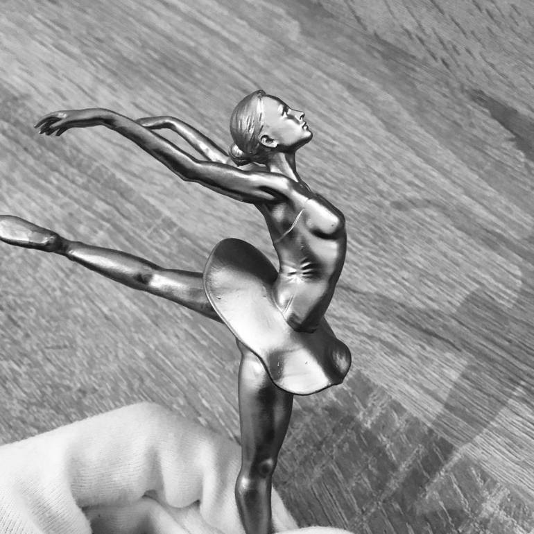 Original Art Nouveau Body Sculpture by Anna Lubomirska