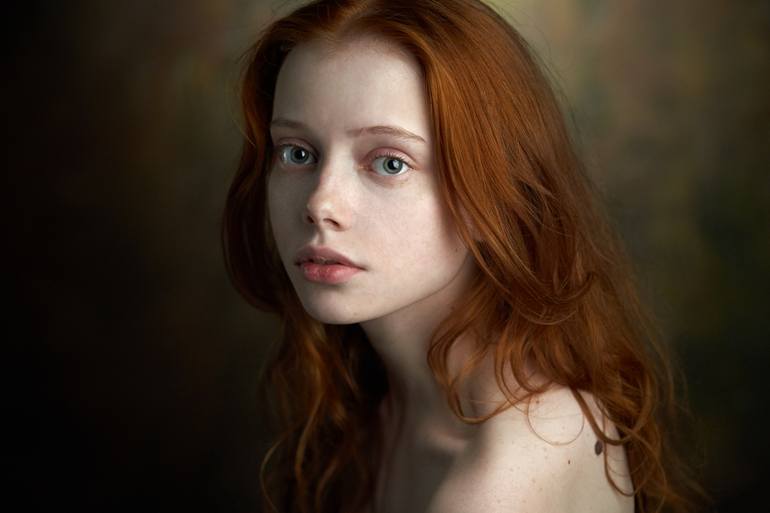 Redhead Chick