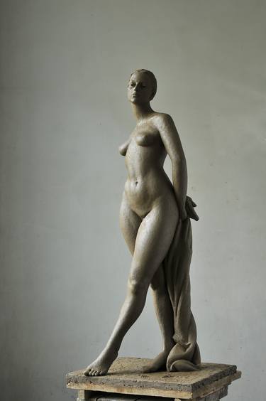 Original Figurative Women Sculpture by Pavlo Myziuk