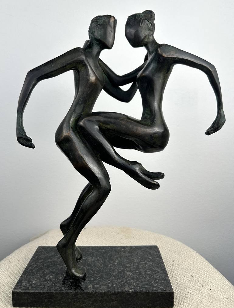 Original Figurative Love Sculpture by Peter Vámosi - Vamosiart Group