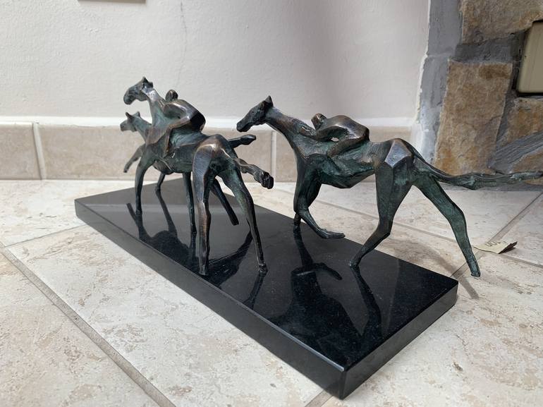 Original Horse Sculpture by Peter Vámosi - VamosiArt group