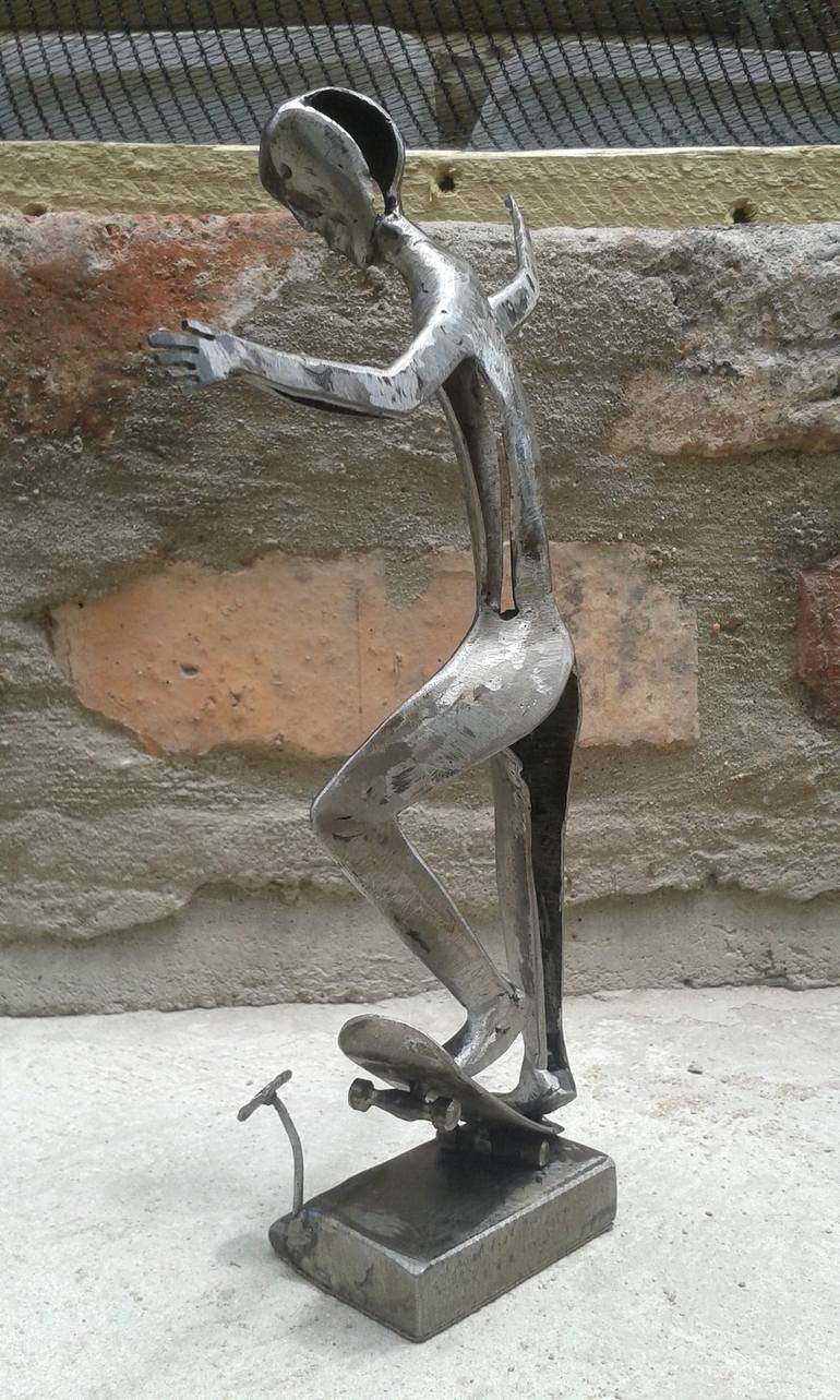 Original Street Art Sport Sculpture by Harry Wassermann