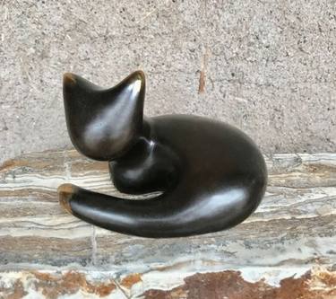 Bronze Cat 4.5" to go with my couple and family sculptures thumb