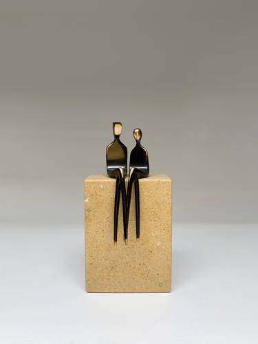 Original Figurative People Sculpture by Yenny Cocq