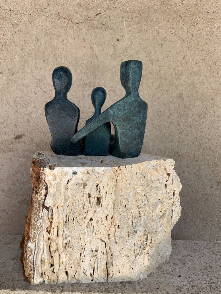 Original Family Sculpture by Yenny Cocq