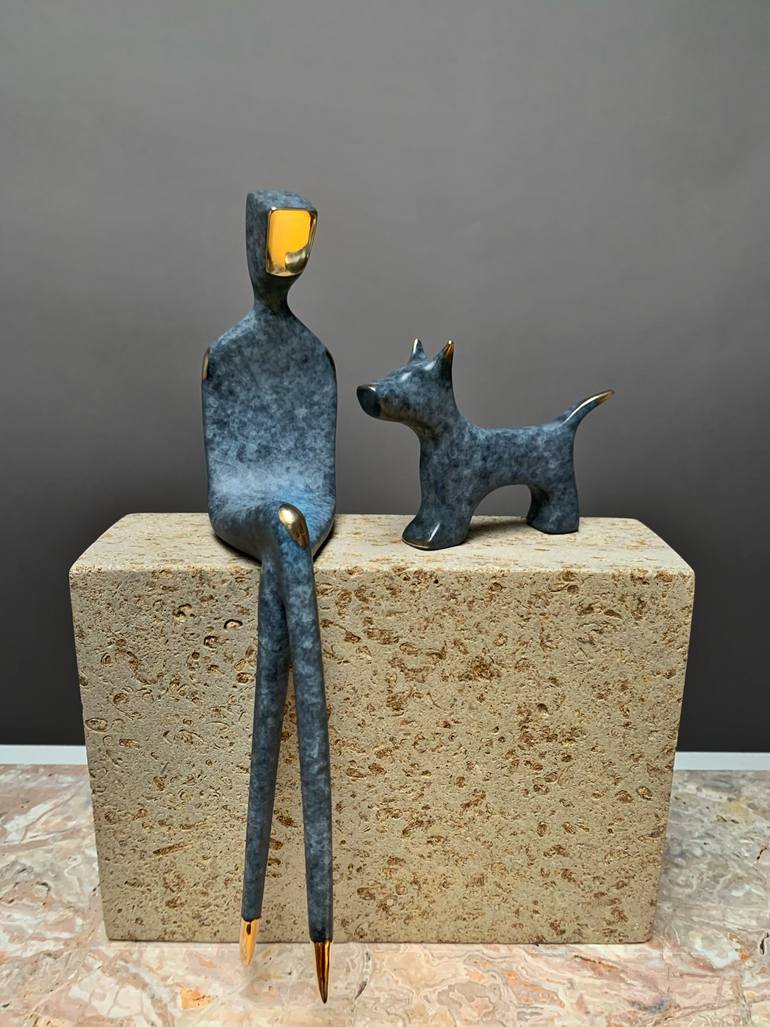Original Art Deco People Sculpture by Yenny Cocq