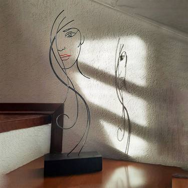 Original Minimalism Portrait Sculpture by Giancarlo Morandi