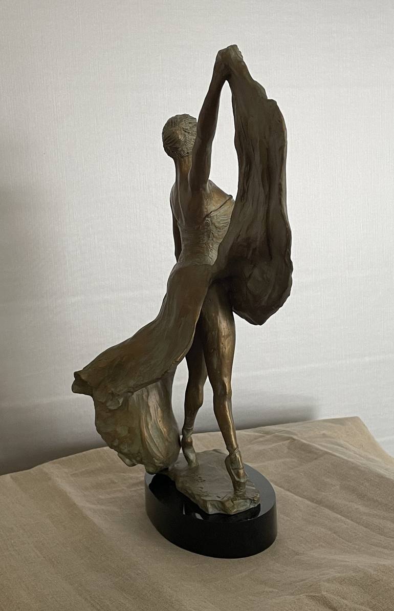 Original Performing Arts Sculpture by Dorie Wardie