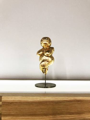 Venus de Milondorf (gold) thumb