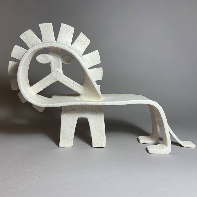 Original Minimalism Animal Sculpture by Natalia Dobrzhanskaya