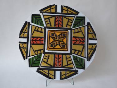 Decorative geometric plate thumb