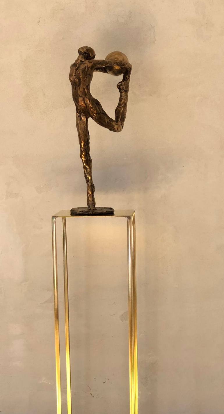 Original Figurative Body Sculpture by Liliane Danino