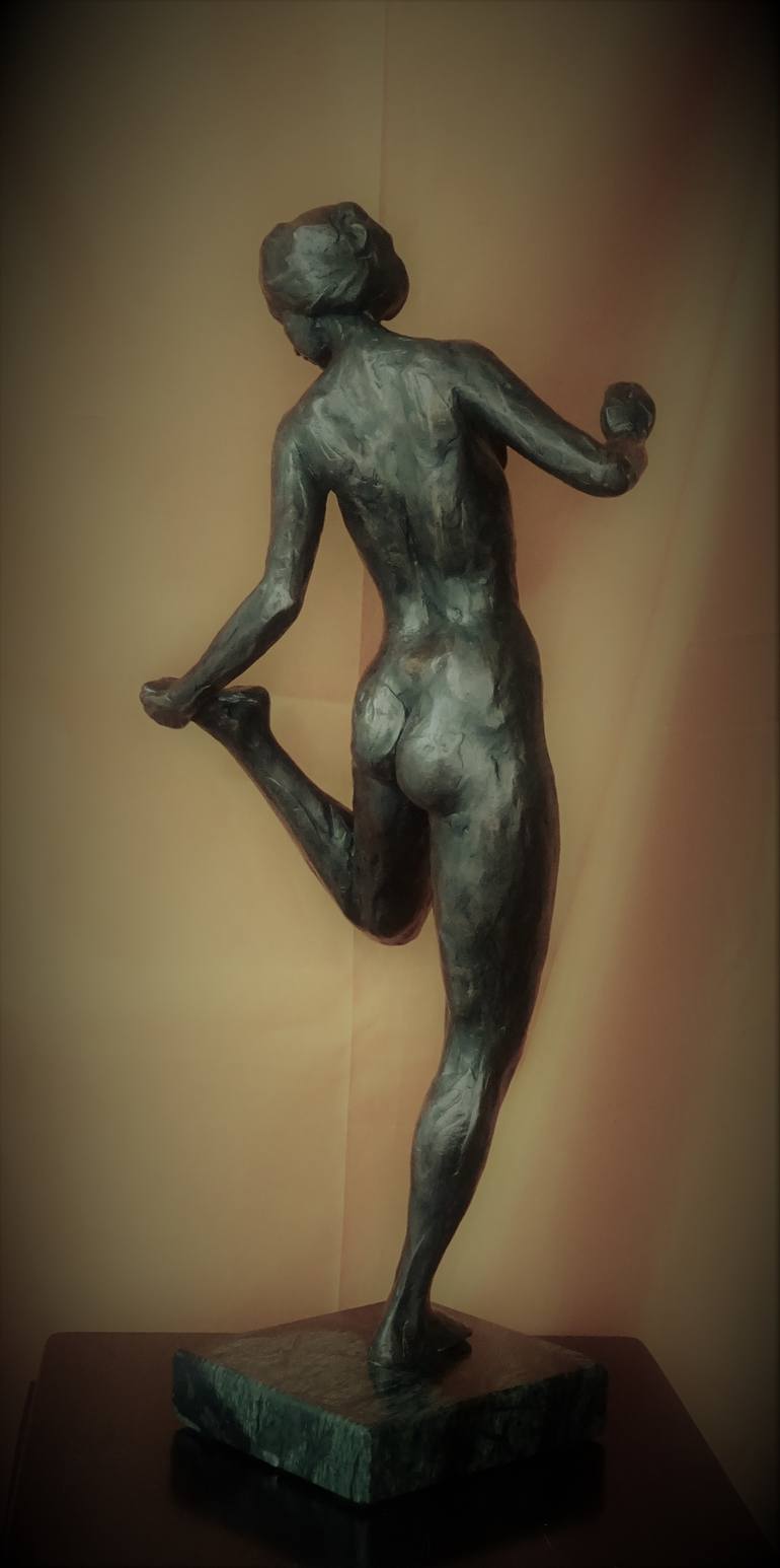 Original Performing Arts Sculpture by Graziella Curreli