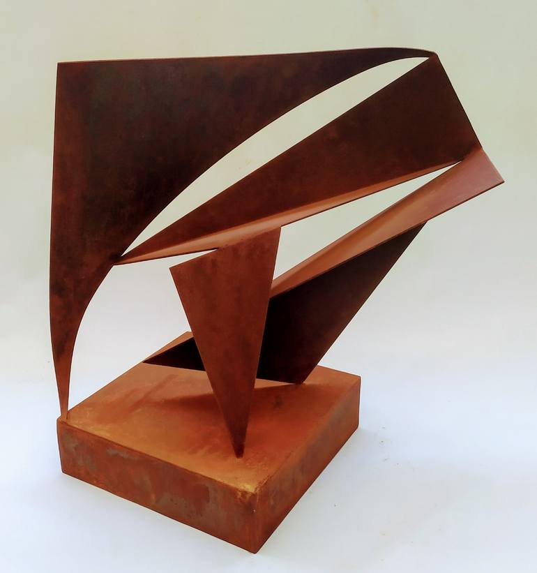 Original Geometric Abstract Sculpture by ALBERTO MARTINEZ