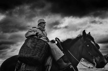 Original Documentary Beach Photography by Juan Saravia