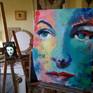 A pop portrait of a classical cinema beauty
This painting is made with acrylic on Canvas and the artist has glued a little of purpurine on certains zones