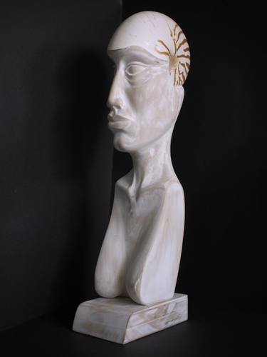 Wood Sculpture - Female bust sculpture - Lemuria thumb